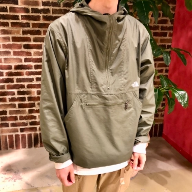 THE NORTH FACE アノラックパーカー