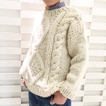 ほっこり手編みニット