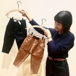 〈BEAMS mini〉ストレッチ素材を使用！タックパンツのご紹介！