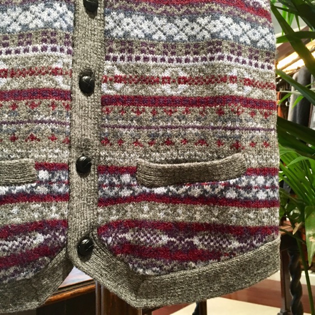 GIM FAIR ISLE KNIT VEST｜ビームス プラス 丸の内｜BEAMS