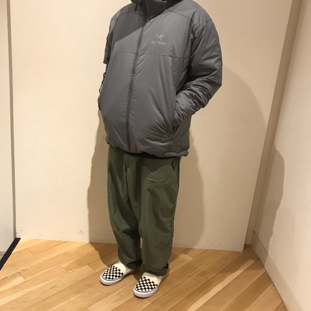 購入前に質問お願いします美品 ARC'TERYX × BEAMS別注 Atom AR Hoodie