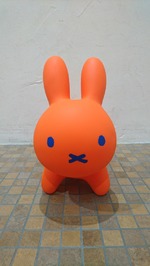 〈ブルーナボンボン〉