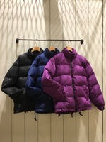 気持ちも上がる、スタンドカラーの撥水ダウン