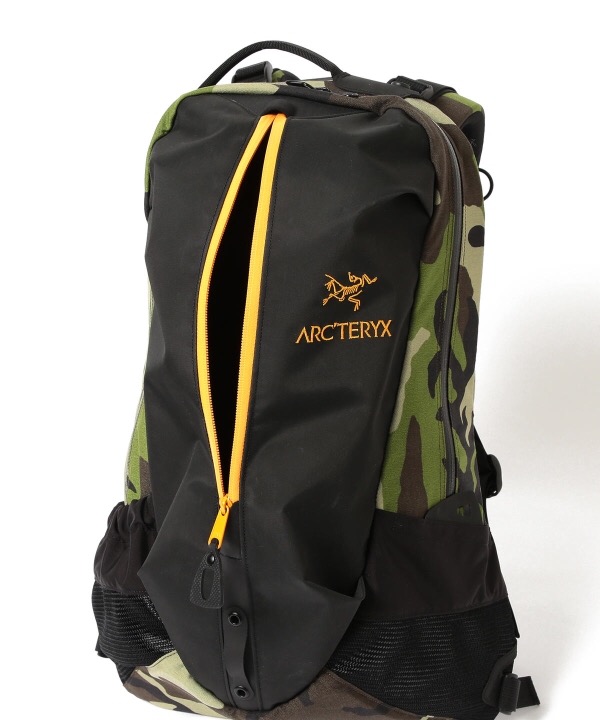 美品 極レア柄 ARC'TERYX BEAMS別注 ARRO22 カモフラージュ