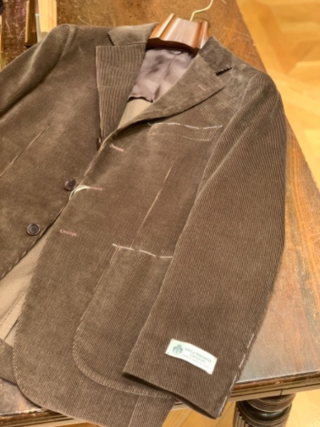 BEAMS F〉New Arrival 都会的なコーデュロスーツ｜ビームス