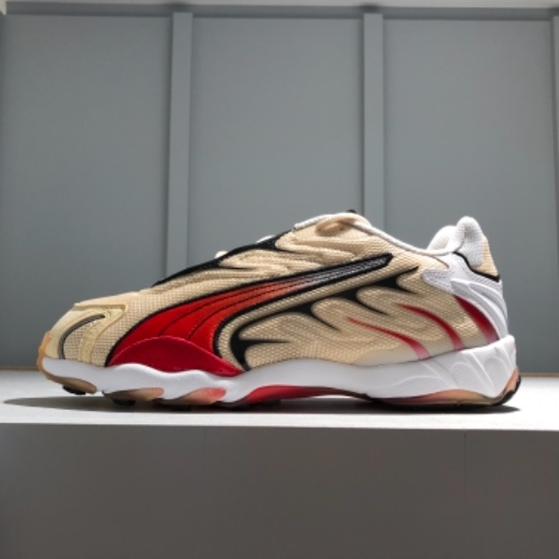 PUMAですよ。