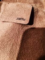 ＜zattu（ザッツ）＞