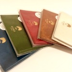 何色にしようかなあ