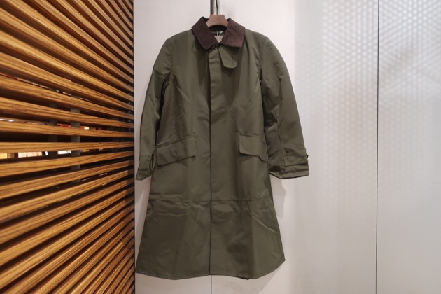 Barbour（バブアー）＞でも着丈の長いモデルが入荷しています