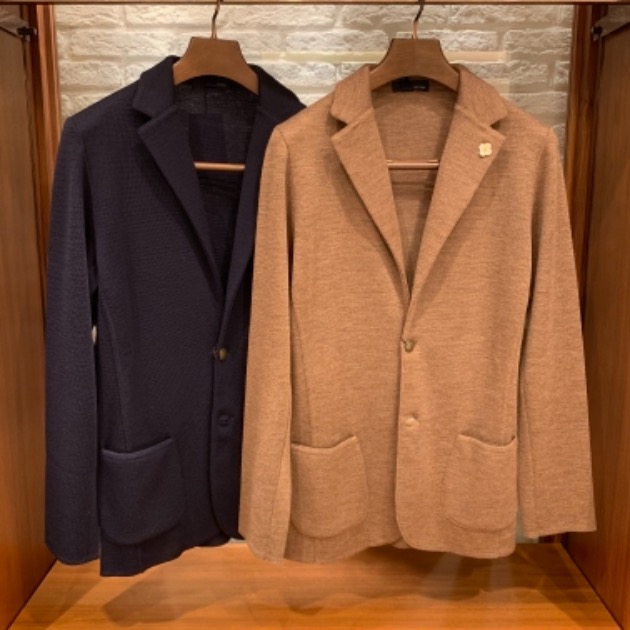 超美品【LARDINI/ラルディーニ】ニットジャケット-