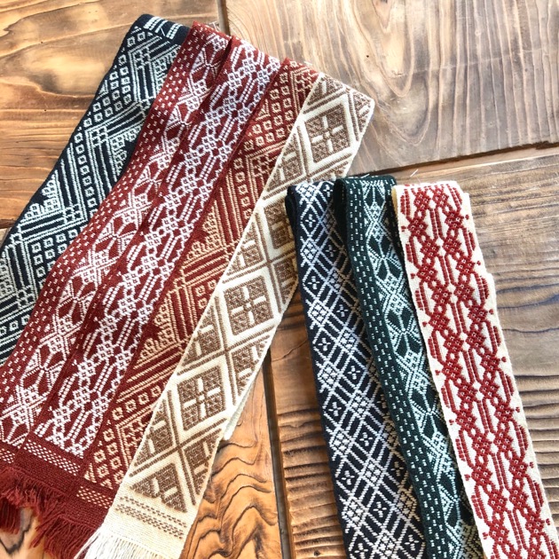 津軽こぎんのホームスパンタイ