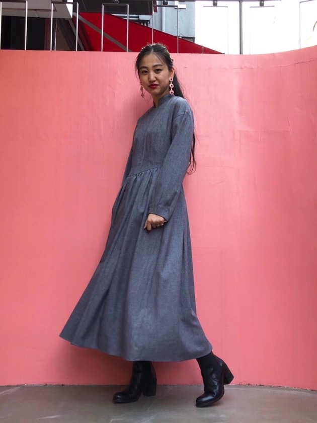 新品タグ付◉ Ray BEAMS RBS ピンタック ギャザー ワンピース RBS＞ 2019-20 Autumn/Winter COLLECTION｜ビームス ウィメン 原宿｜BEAMS