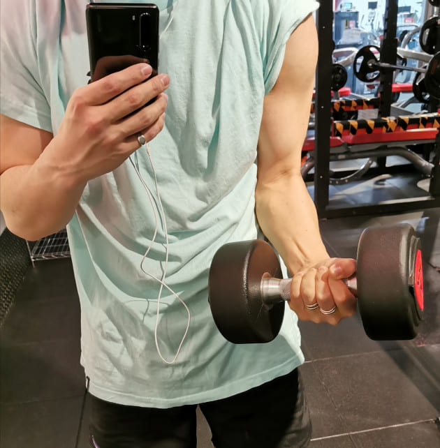 学生スタッフ　ジュンノスケ　の　BEAMS　FITNESS　vol.1　「スウェット特集」