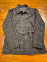 Between a blouson and a coat.②