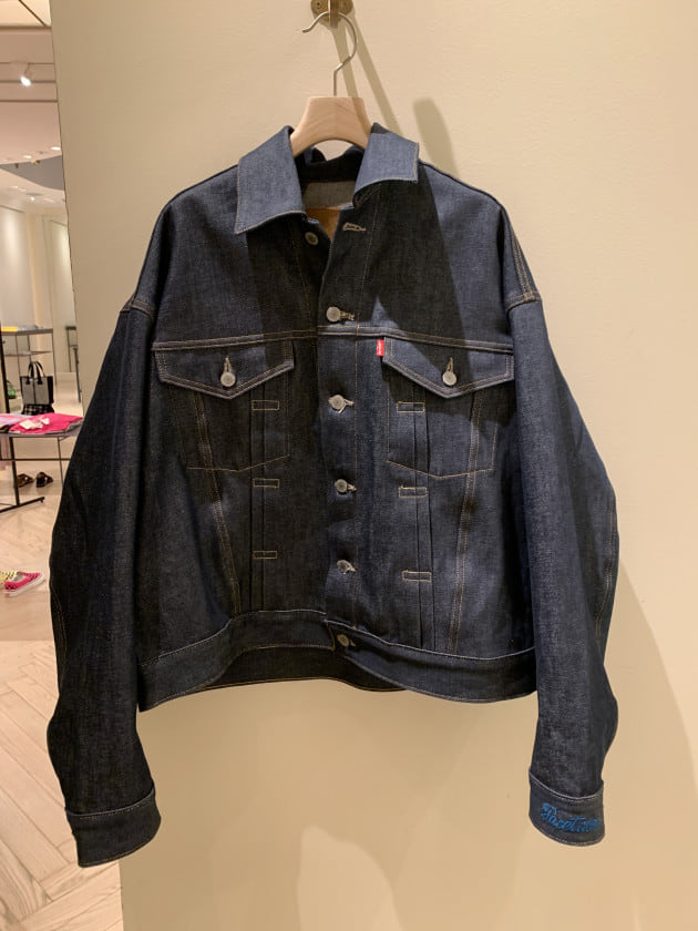 FACETASM〉×〈Levi's〉｜ビームス ウィメン 原宿｜BEAMS