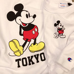 あなたはどちら？スペシャルなミッキーマウス！