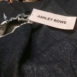 ＜ASHELEY ROWE（アシュリーロー）＞