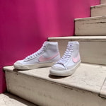 PINKのNIKE