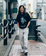 妄想の世界へ。