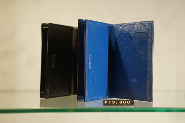 美品 希少カラー】 ラルコバレーノ スマートカードウォレット 別注