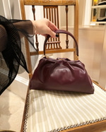 <AMATO DANIELE＞のバッグ。