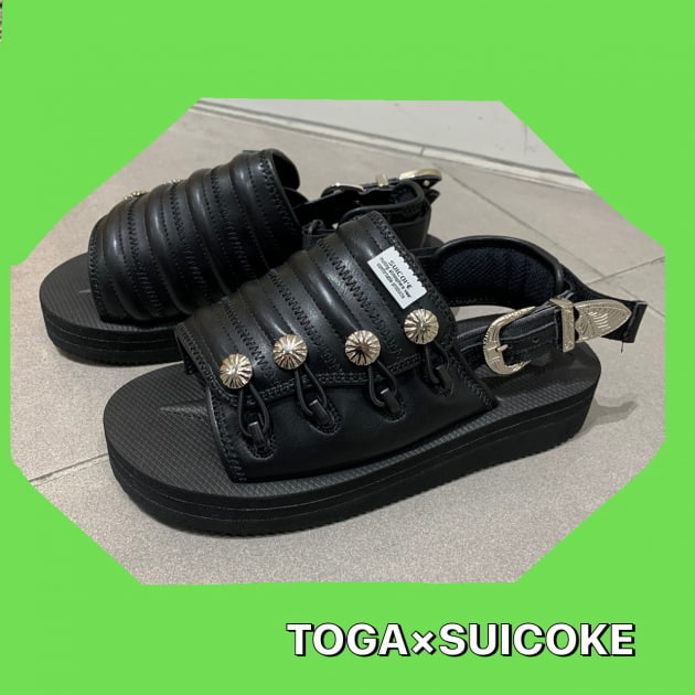 新品 TOGA ×SUICOKE ムートンサンダル 26cm-