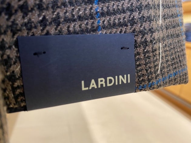 リネンが少し入った＜LARDINI（ラルディーニジャケット