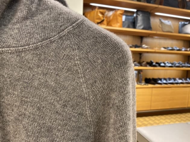 あー面倒くさい…そんな時に＜BAFY（バフィー）＞のパーカーで