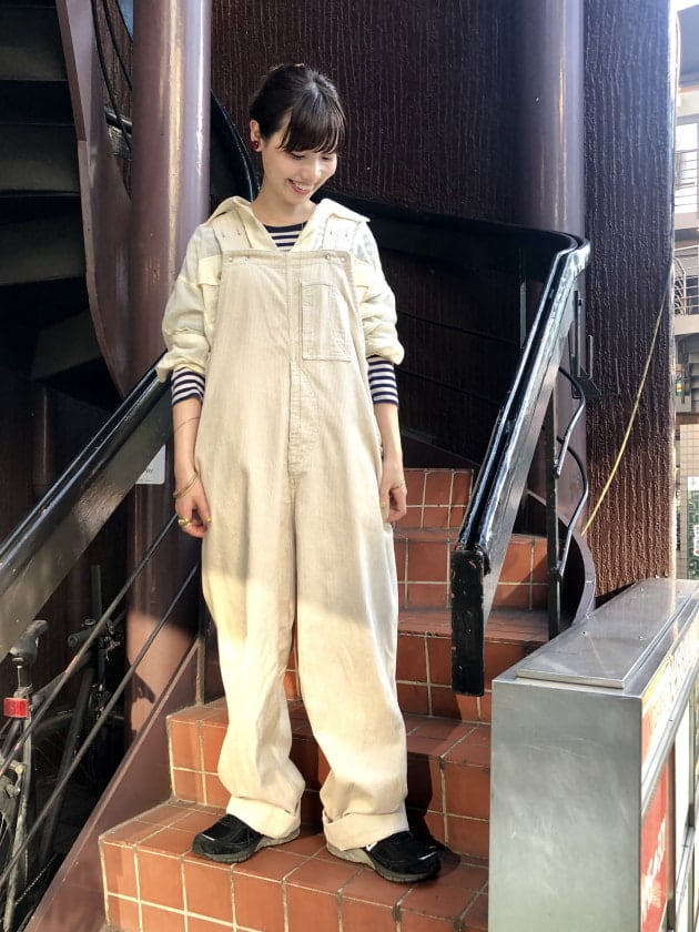 あなたはどっちの色にする？秋先取りオーバーオール