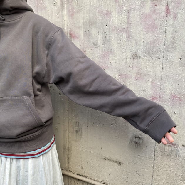 専用 ビームスボーイ×フルーツオブザルーム 別注 スウェット スモーク グレー FRUIT OF THE LOOM＞今年はどの色を選ぶ？！｜ビームス ボーイ 原宿｜BEAMS