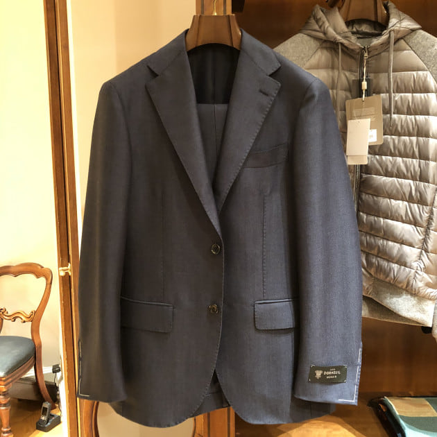 石見銀山 DORMEUIL×トゥモローランドのモヘアカシミヤ混ネイビースーツ