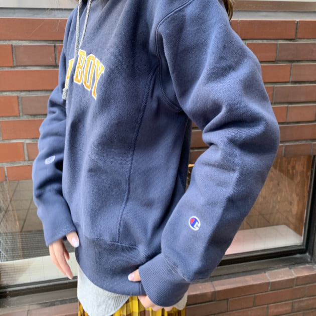 カレッジムード満載！＜Champion＞別注スウェット｜ビームス
