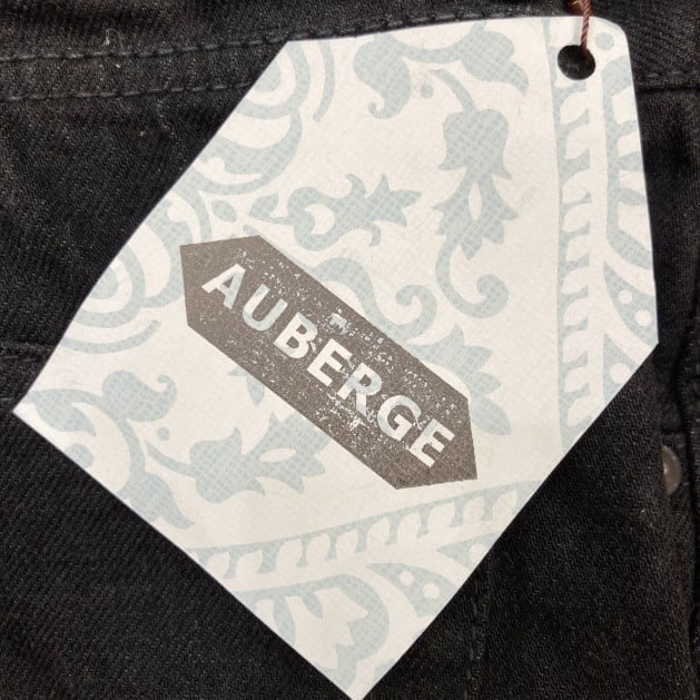 気になるブラック。