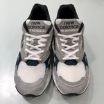 ＜NEW BALANCE M920＞