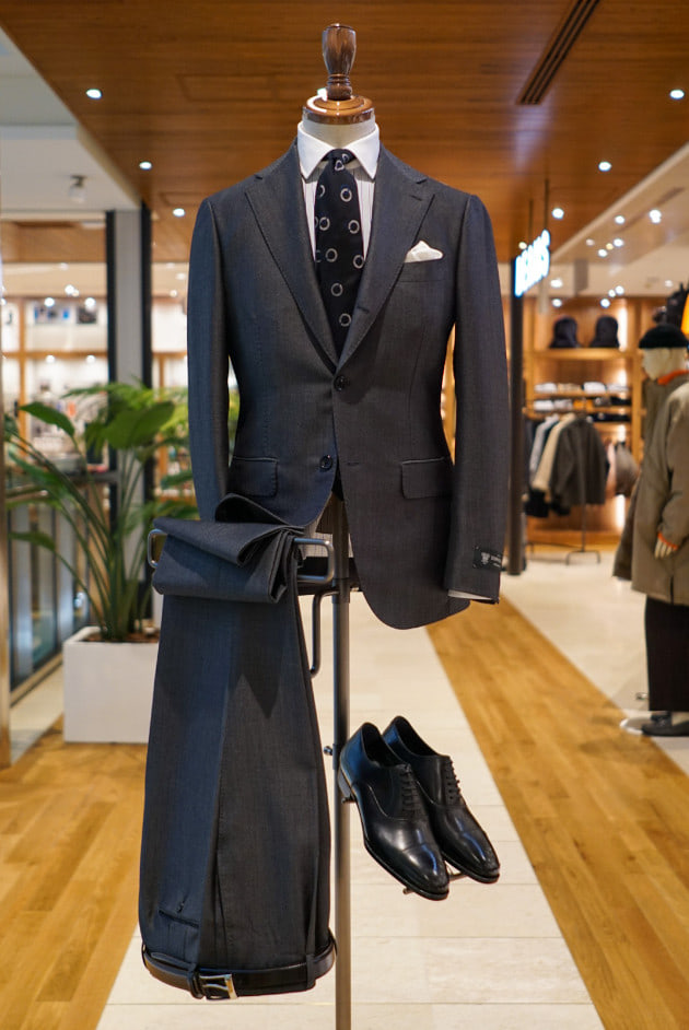 Monotone Suits Style part.2