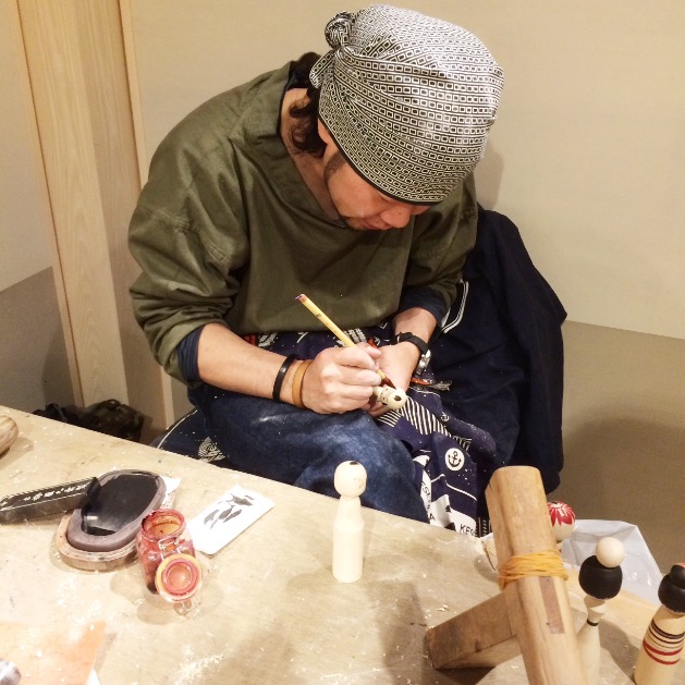 こけし 佐藤康弘工人 伝統こけし インディゴ藍 3体セット こけし 佐藤康弘工人 伝統こけし インディゴ藍 3体セット こけし