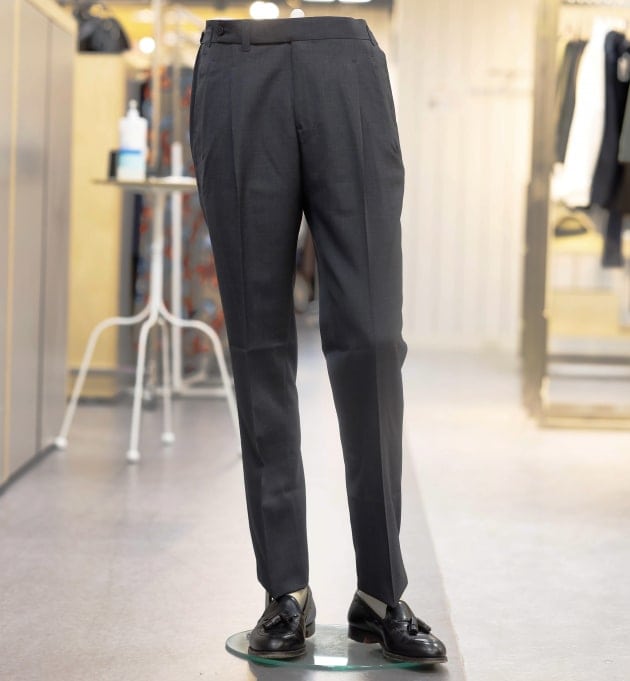 IGARASHI TROUSERS＞先見せエスエス｜ビームス ハウス メン 横浜｜BEAMS