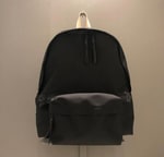 大は小も