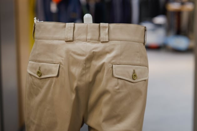 Tangent x beams F 別注コットンギャバジン　チノパンツ SALEお得情報⑨：＜Tangent＞ フランス軍2モデル編｜ビームス ハウス