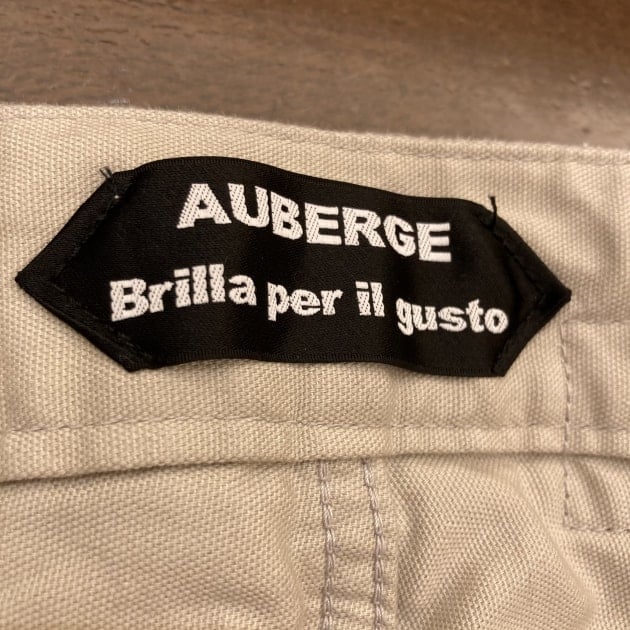 AUBERGE × Brilla per il gusto リネンフレンチ チノ