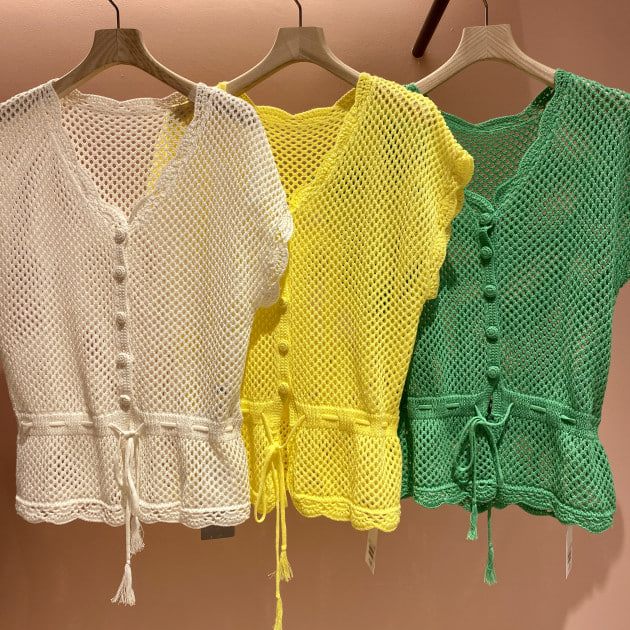 BEAMS BOYらしい透け感。この時期使えるベスト！第二弾☆｜ビームス