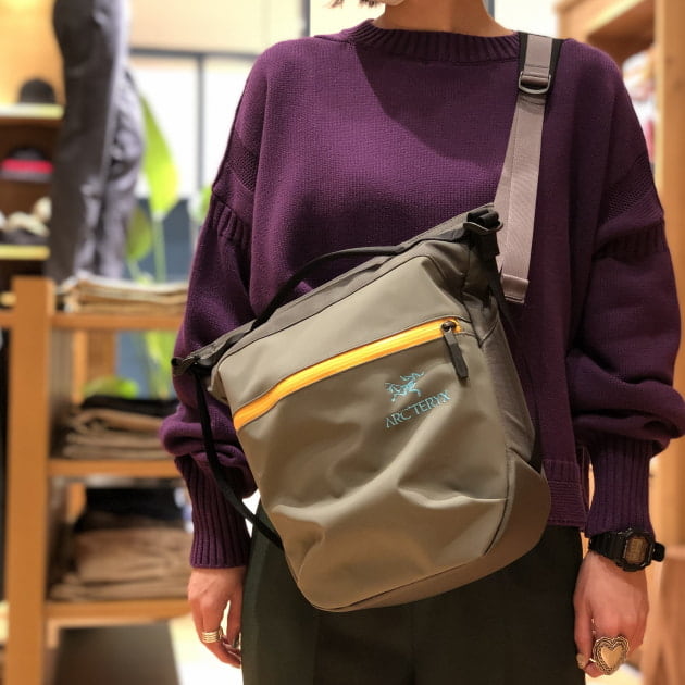 100%品質保証! ARC'TERYX BEAMS BOY別注 ARRO8 Shoulder bag