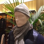 頭も忘れずに。Johnstons