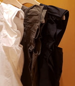 とりあえず、夏前にひとブラウス投入