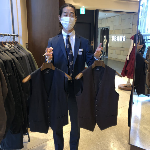 美品　TAGLIATORE　BEAMS　ウールダブルジレ　ネイビー　44 TAGLIATORE】タリアトーレ ダブルブレストジレ ウール ネイビー