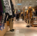 【休業中でも．．．】