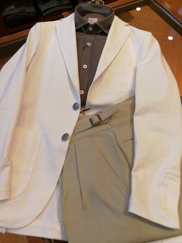 LARDINI(ラルディーニ)>白いジャケット!|ビームス ハウス LARDINI(ラルディーニ)>白いジャケット!|ビームス ハウス