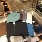 多彩な＜JOHN SMEDLEY＞ニットポロシャツ