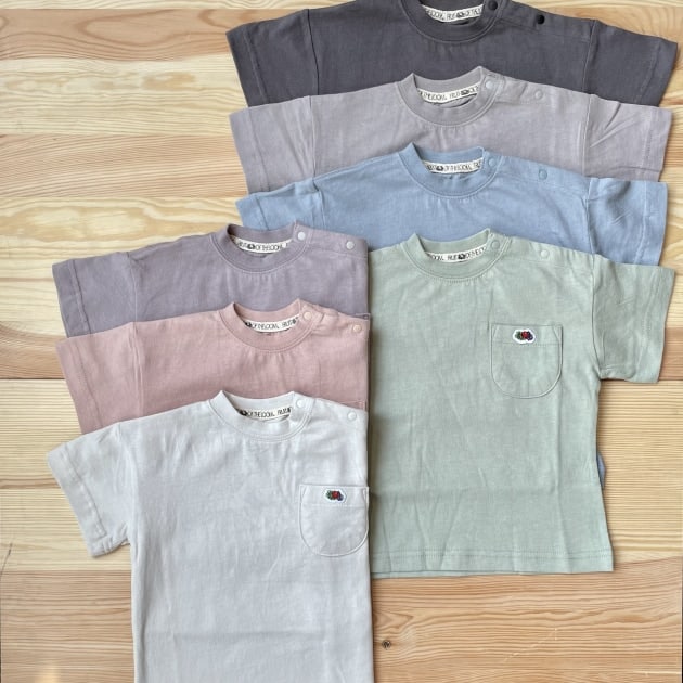 ＜FRUIT OF THE LOOM＞何色にするか迷いますな。