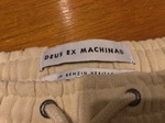 ＜DEUS EX MACHINA(デウス エクス マキナ)＞スウェットセットアップの紹介。